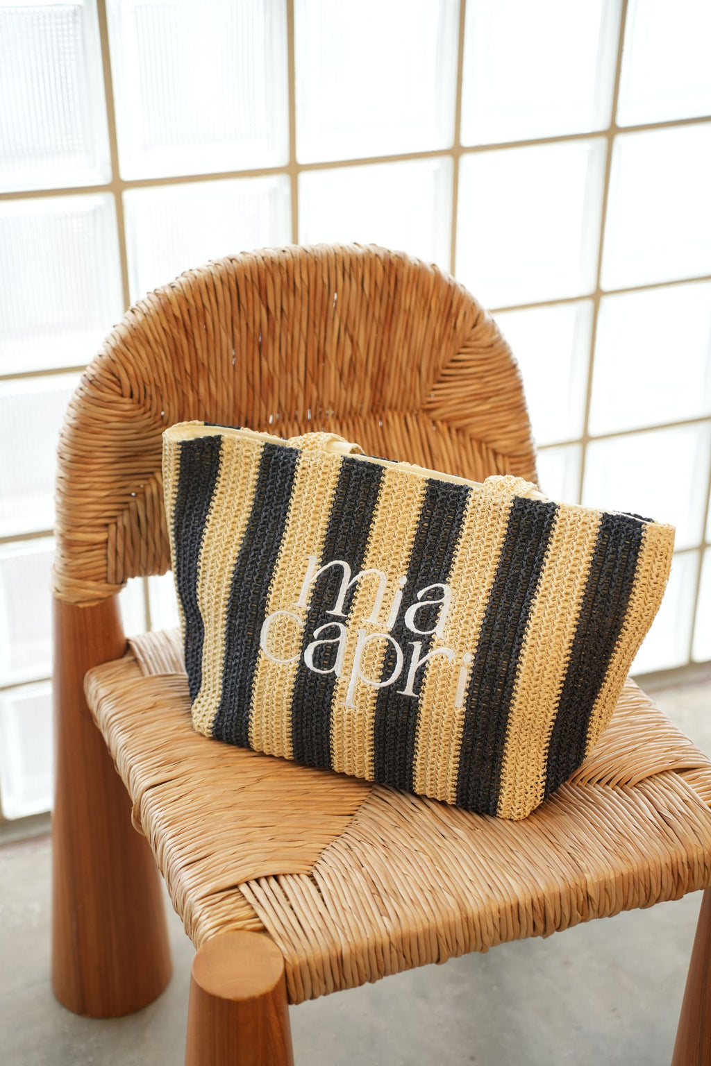 Mia Capri Vacay Tote - Navy