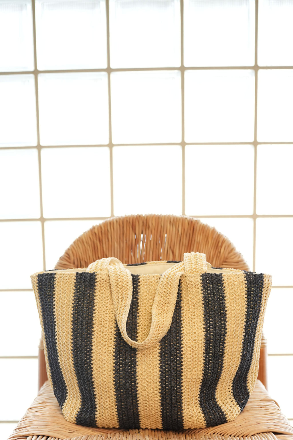 Mia Capri Vacay Tote - Navy